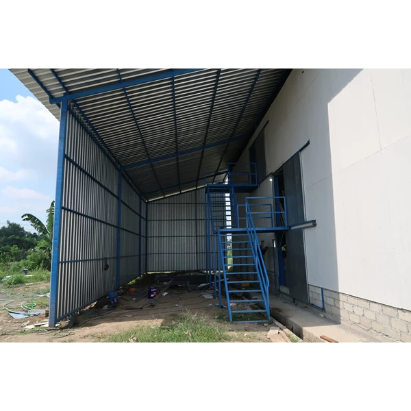 Project Kandang Close House Tulungagung 16x102 3 lantai